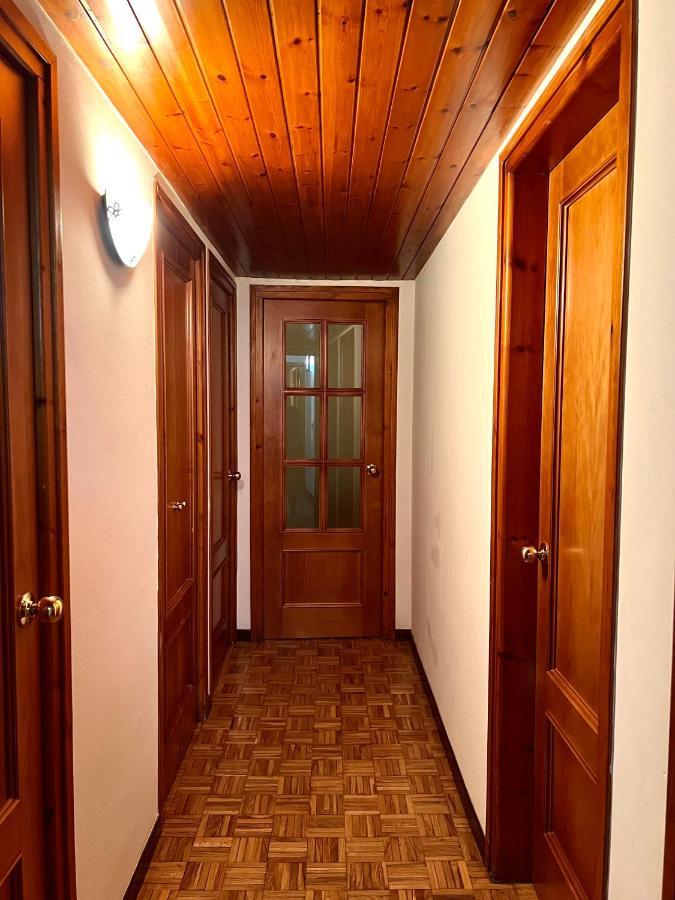 Apartaments Matxicots - L'Amfitriona Rialp Bagian luar foto