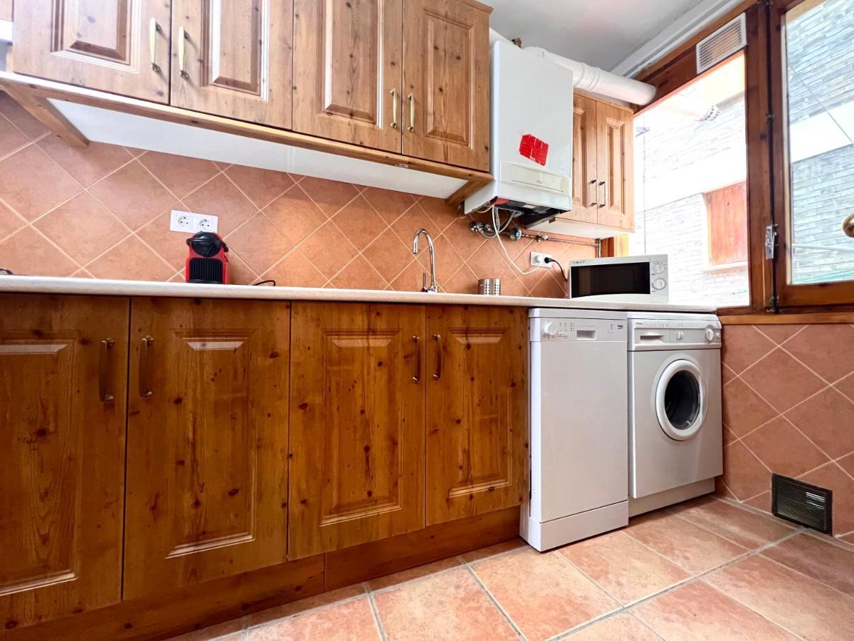 Apartaments Matxicots - L'Amfitriona Rialp Bagian luar foto