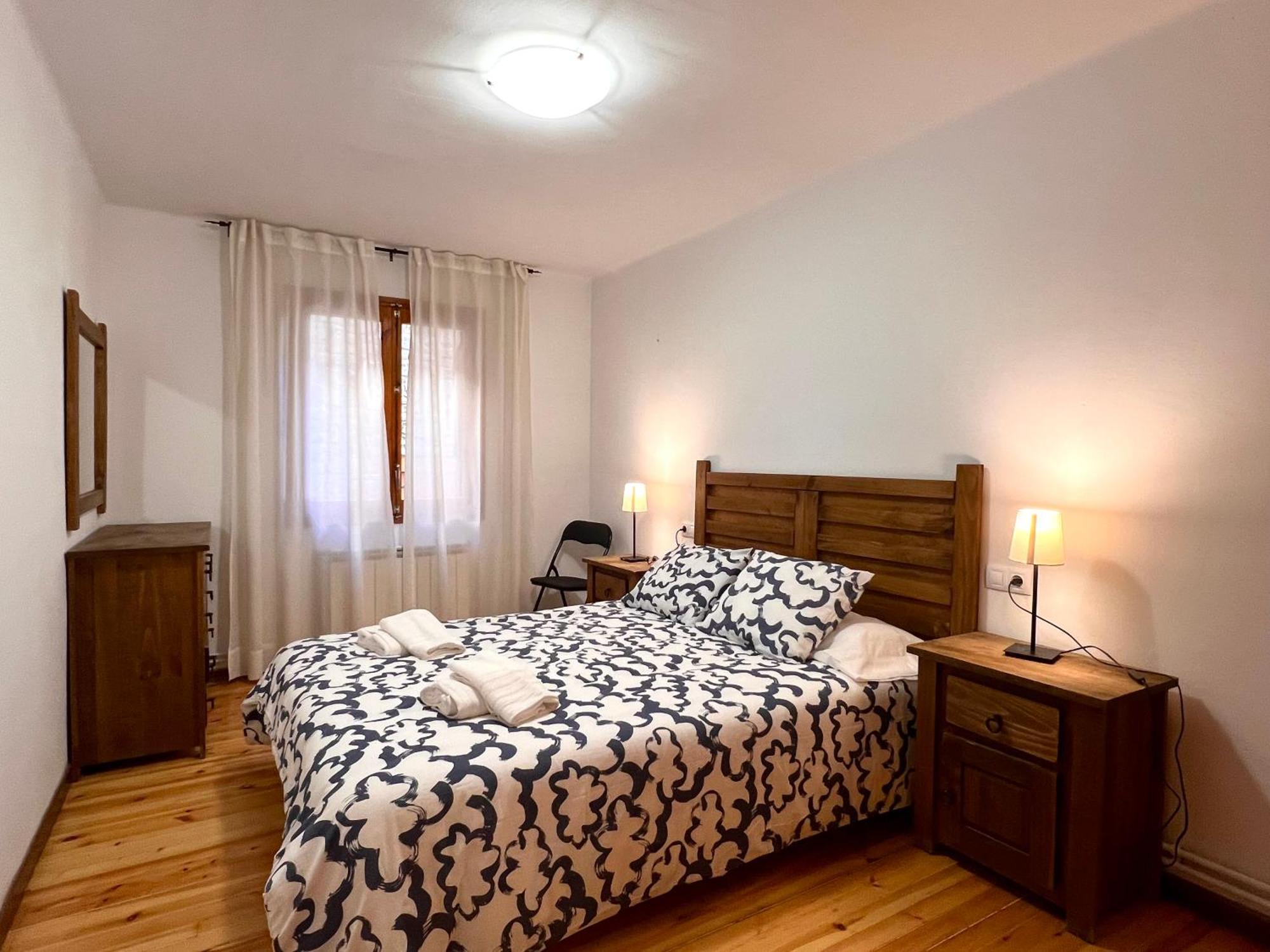Apartaments Matxicots - L'Amfitriona Rialp Bagian luar foto