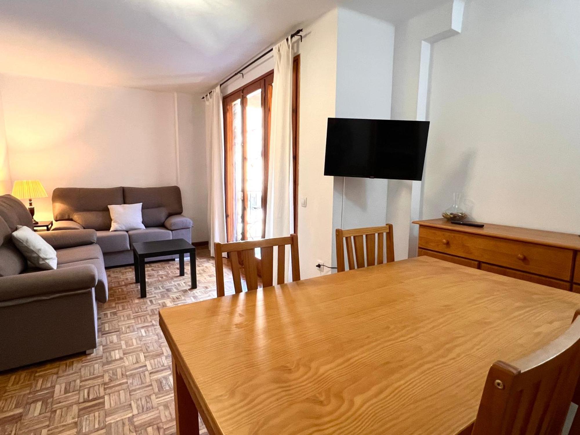 Apartaments Matxicots - L'Amfitriona Rialp Bagian luar foto
